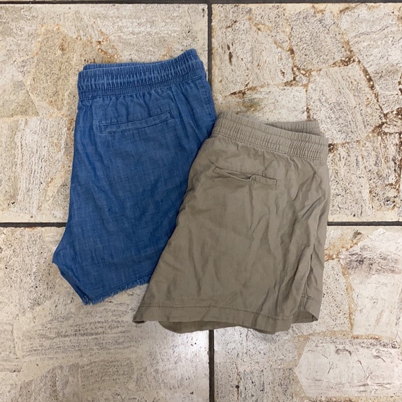 2 Pair of Time & Tru Shorts. Size Large (12-14) - Picture 3 of 6